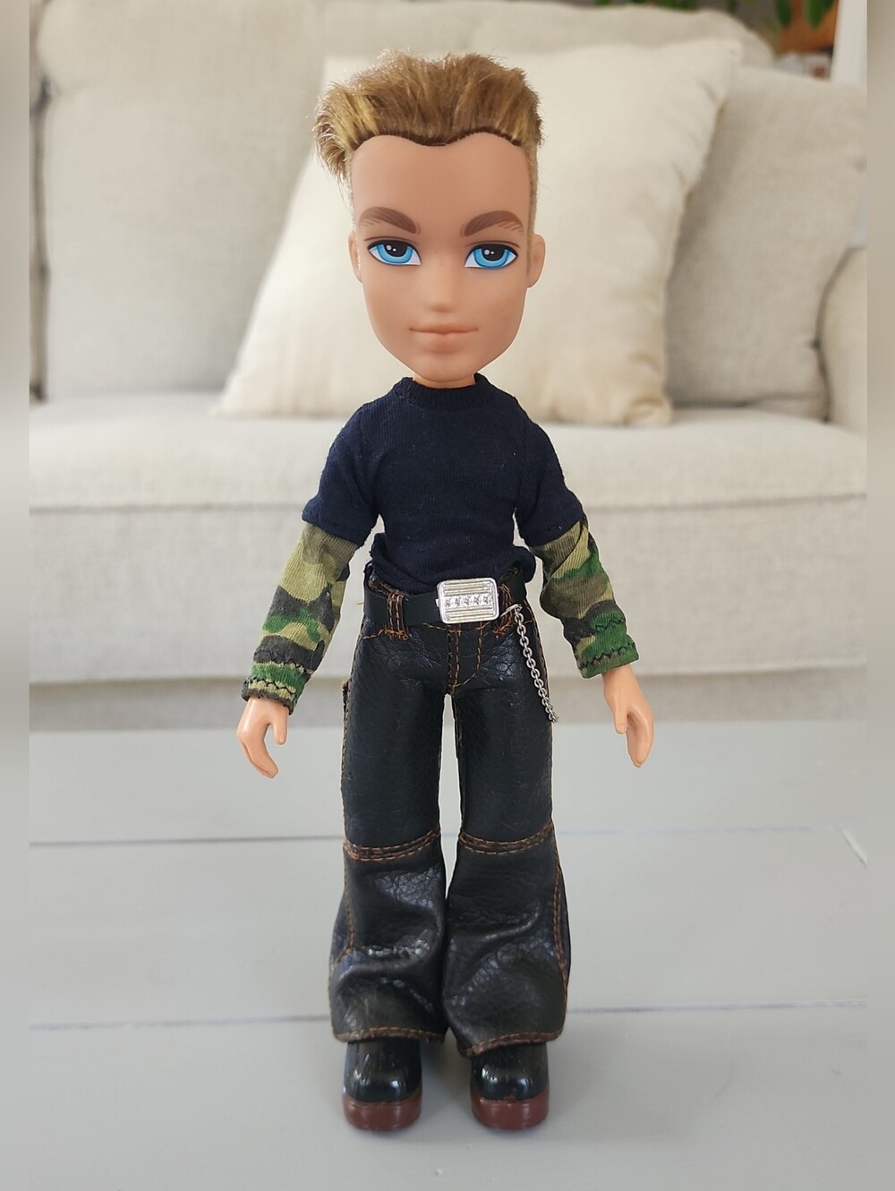 MGA Bratz Boyz Cameron Blonde Boy Boys Brats Brat Doll Handsome